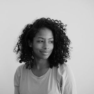 Meet your Posher, Alexis